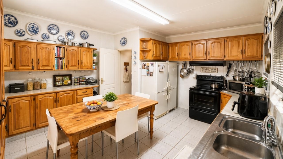 4 Bedroom Property for Sale in Vaalpark Free State